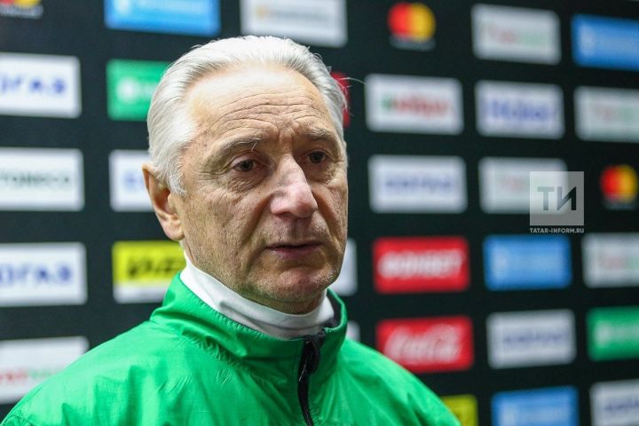 Главный тренер «Ак Барса» попросил представителя СМИ «не пыхтеть»
